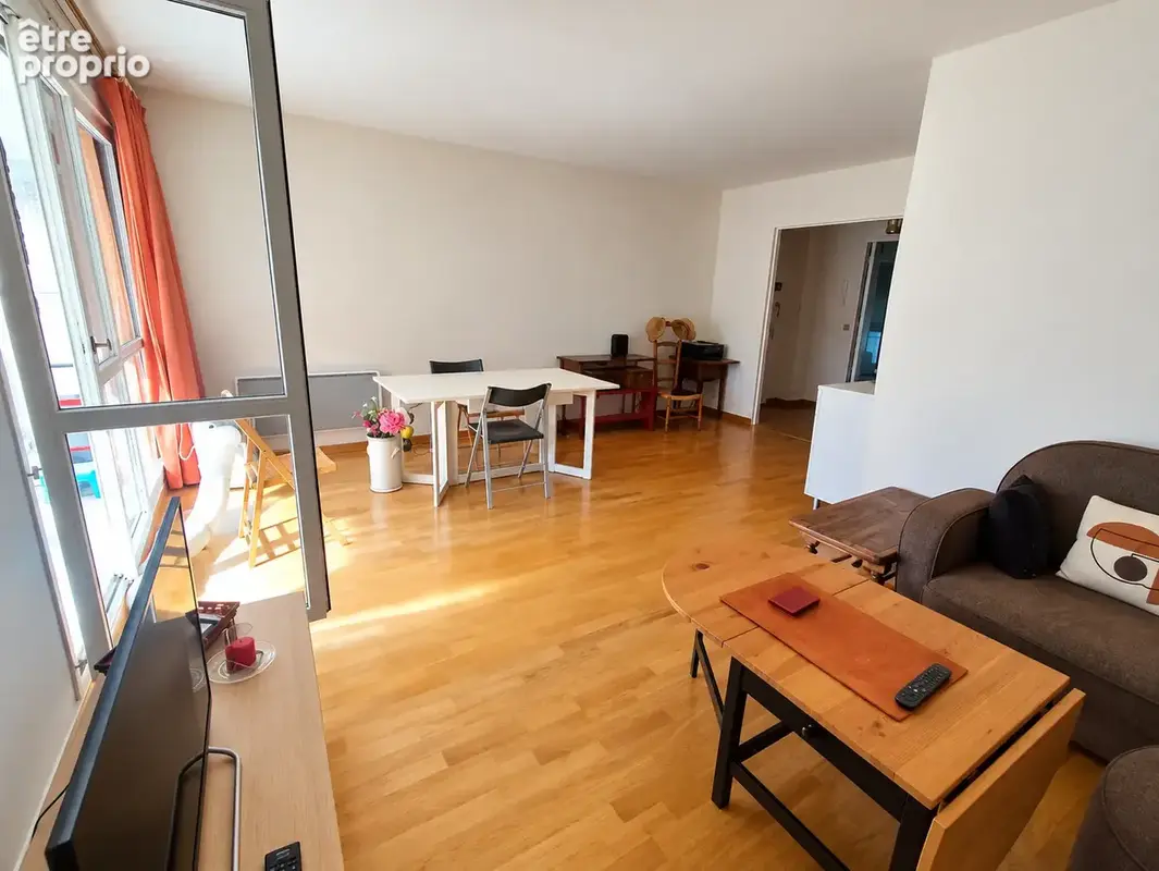 Appartement T3 avec caves et parking - photo 4