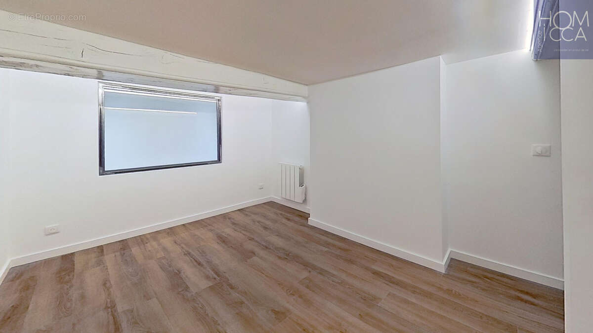 Lyon 1er appartement 2 pieces rue pierre dupont les chartreux - photo 6
