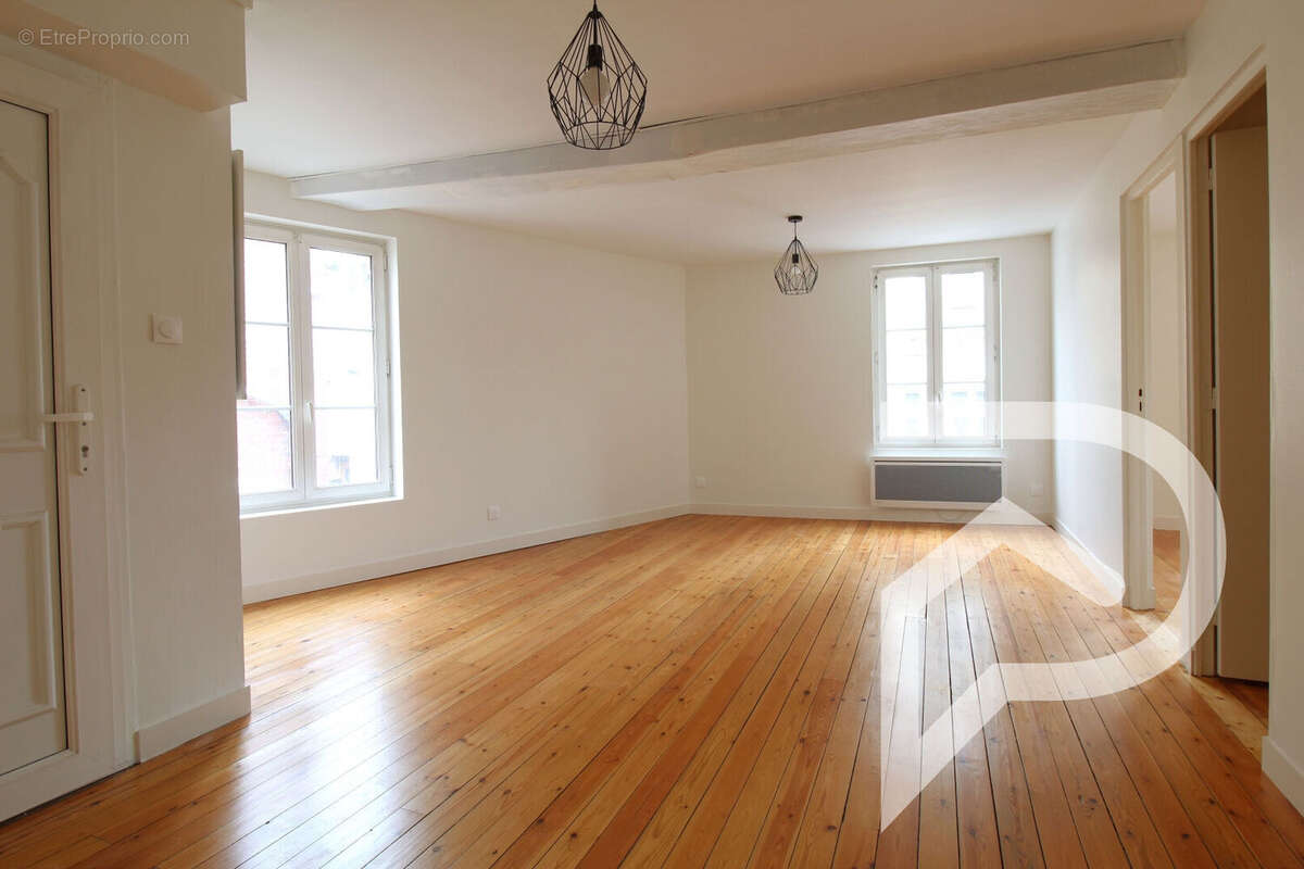 Appartement à PONT-SAINTE-MAXENCE