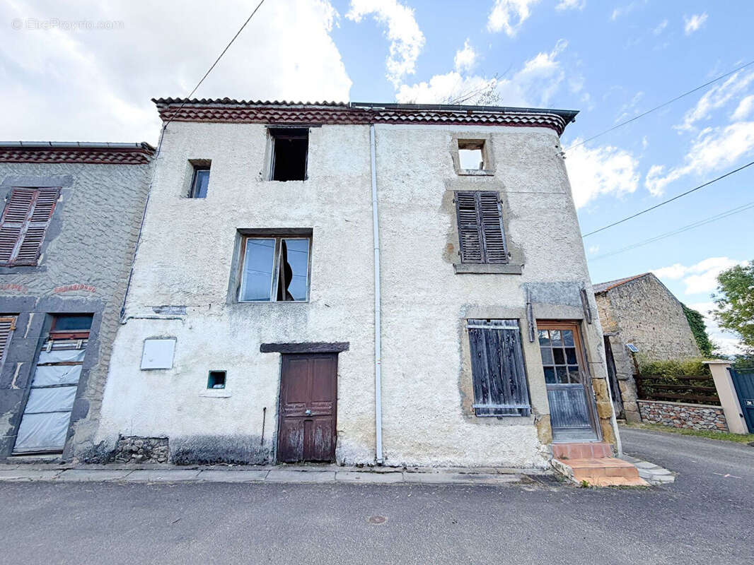 Maison à LAMONTGIE