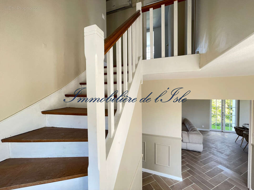 Maison à COULOUNIEIX-CHAMIERS