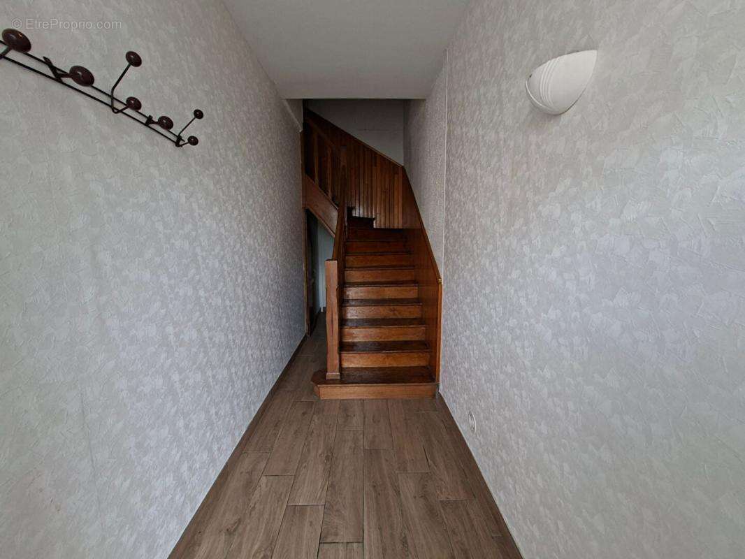 Appartement à PERRECY-LES-FORGES
