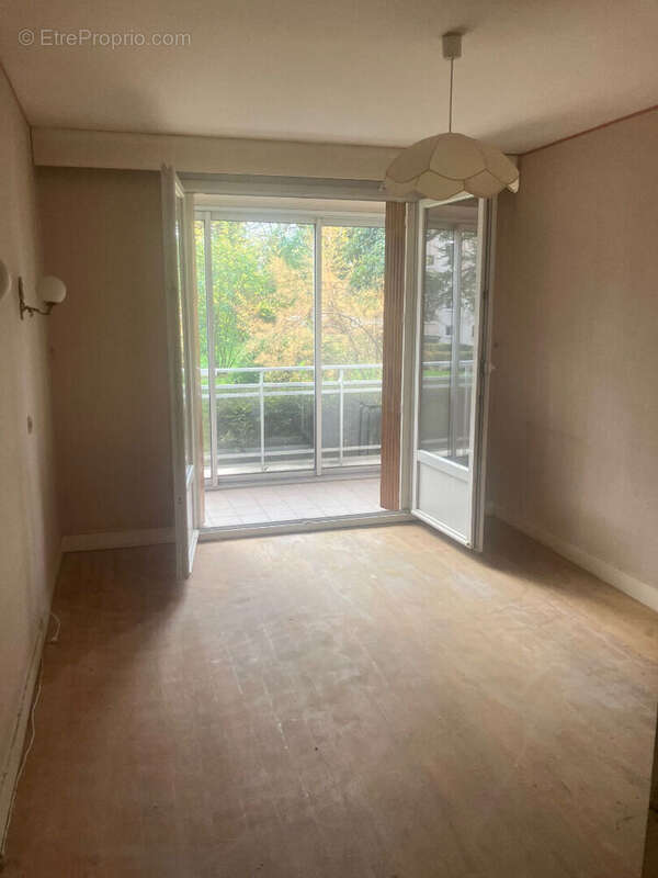 Appartement à SURESNES