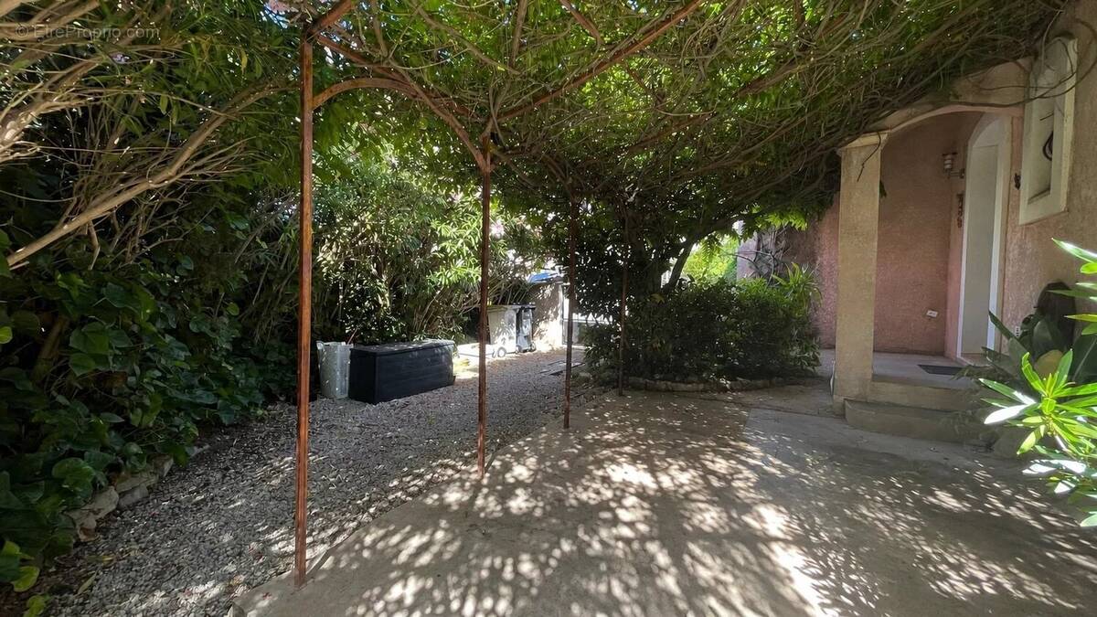 Maison à AIGUES-MORTES