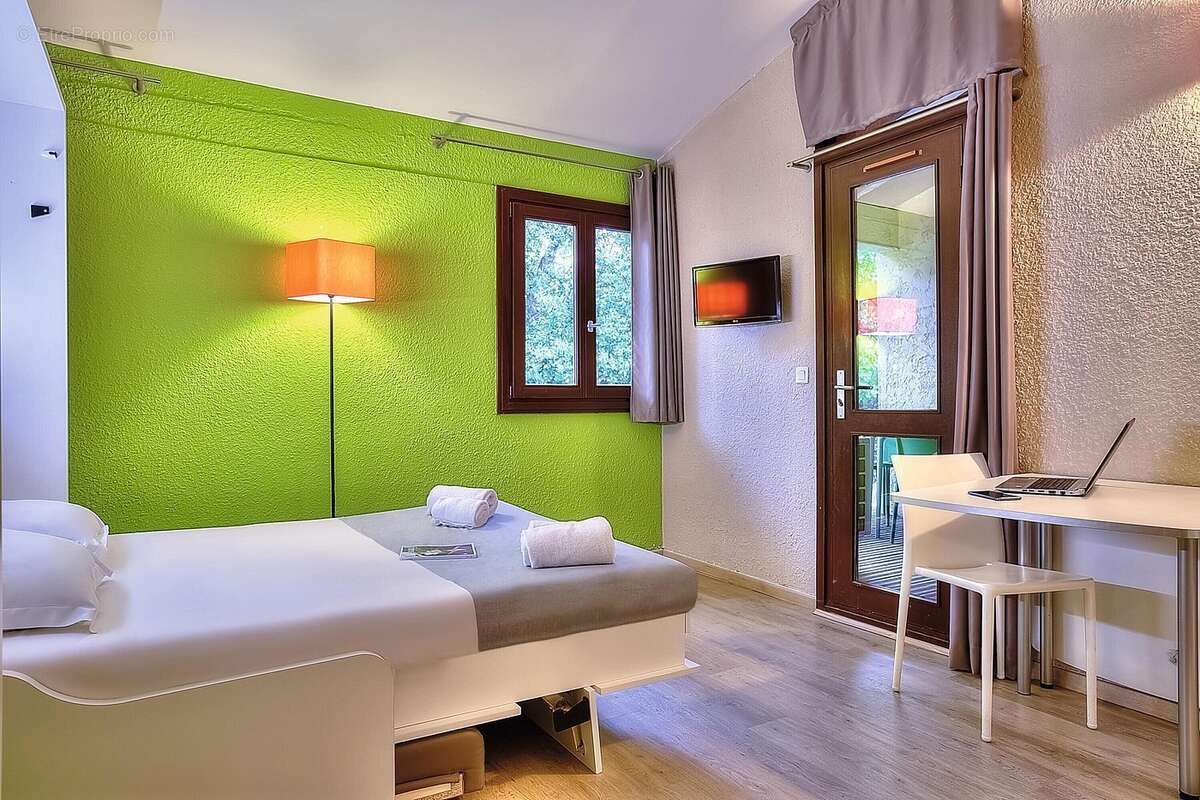 Appartement à LA COLLE-SUR-LOUP