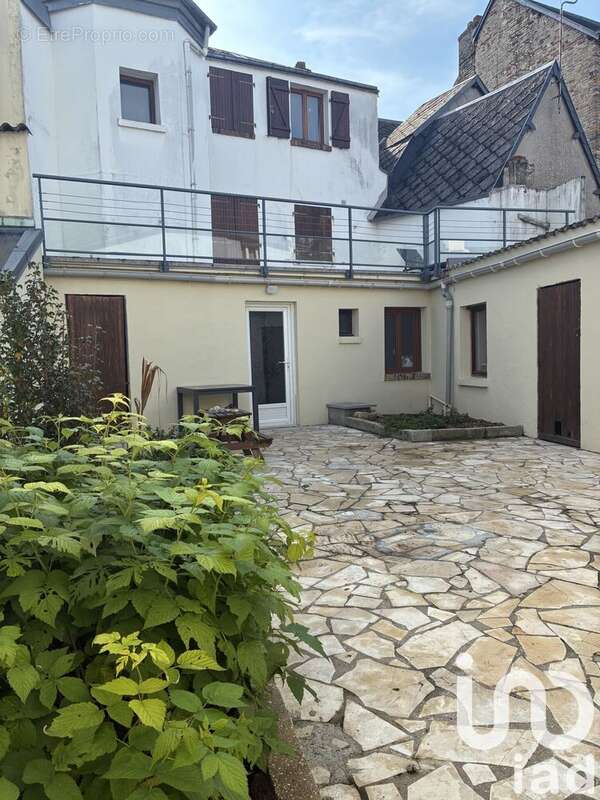 Photo 2 - Maison à MONTIVILLIERS