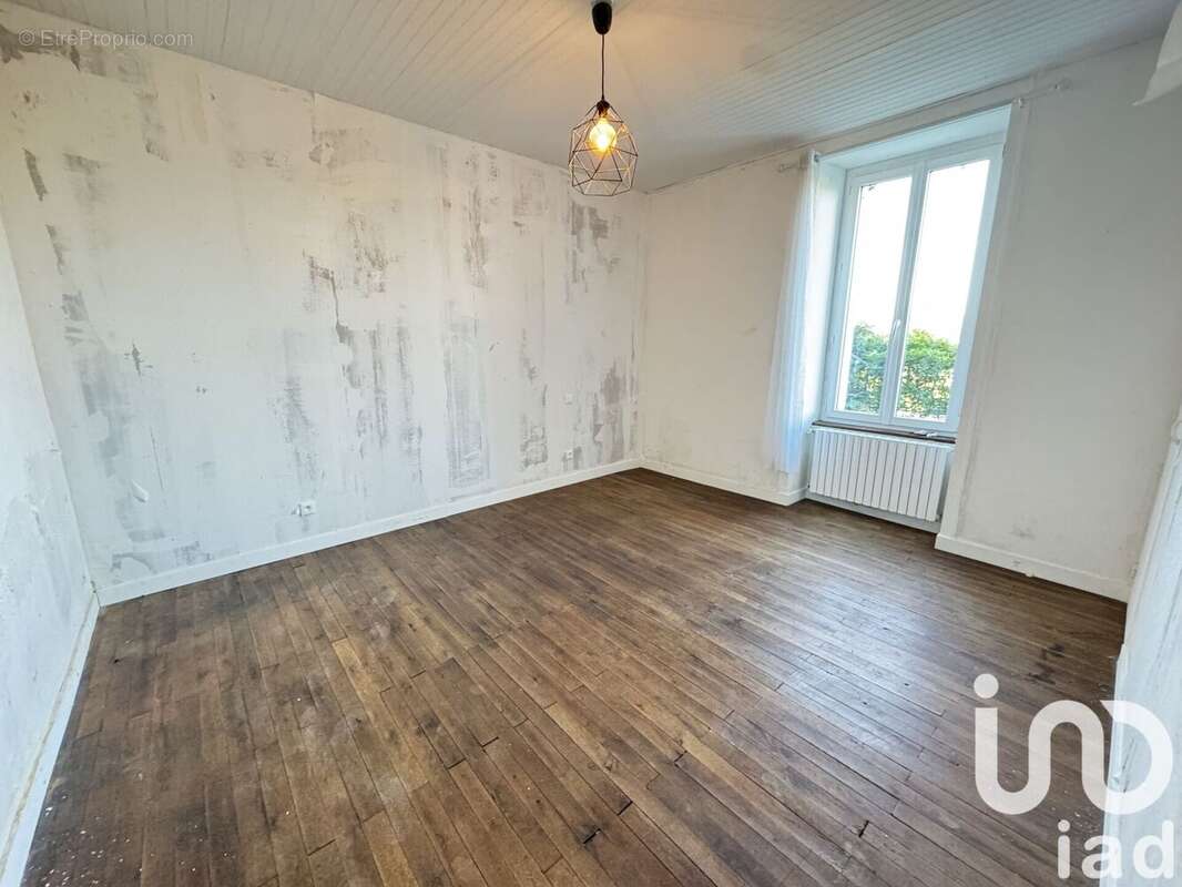 Photo 5 - Maison à LA FERRIERE-EN-PARTHENAY