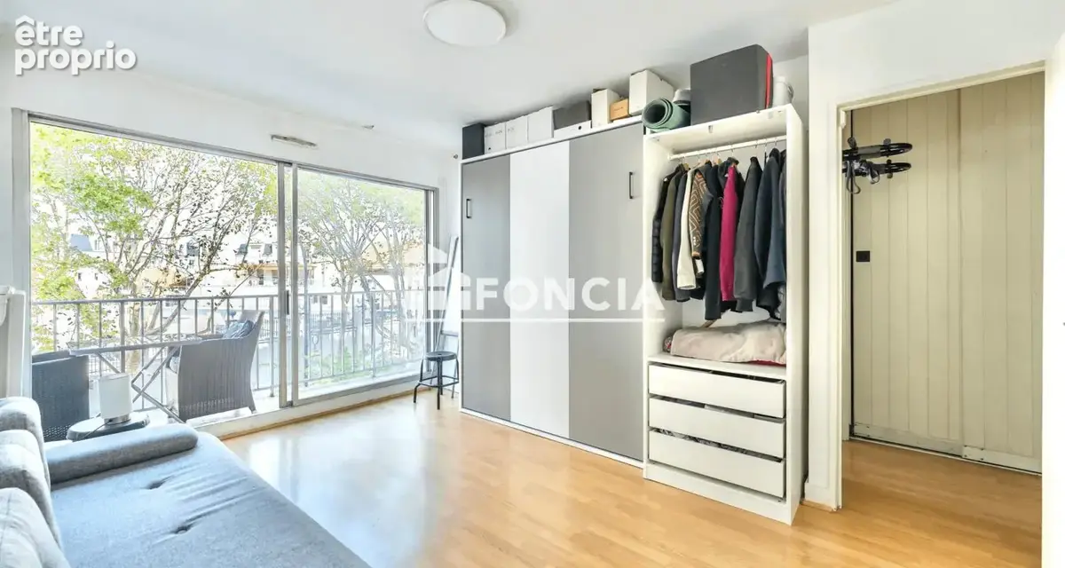 La garenne-colombes - place de la liberté - deux pièces  - balcons -  parking - photo 7