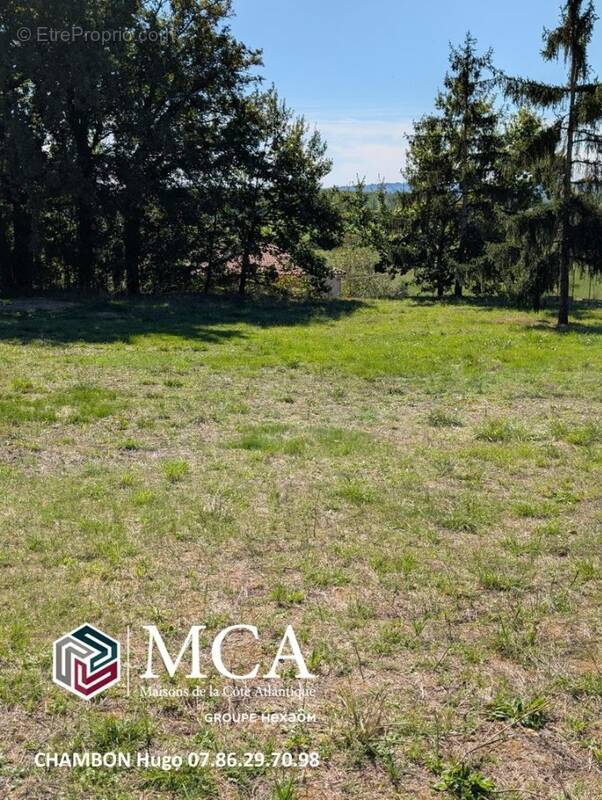 Terrain à COLAYRAC-SAINT-CIRQ