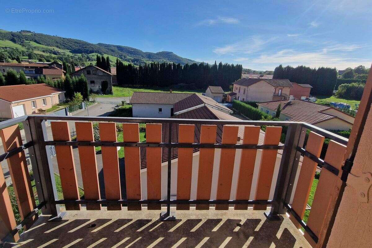 Appartement à SAINTE-FOY-L'ARGENTIERE