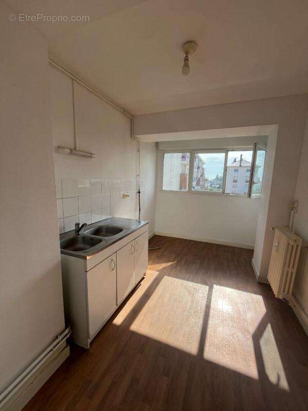 Angers - T3 avec balcon - photo 7