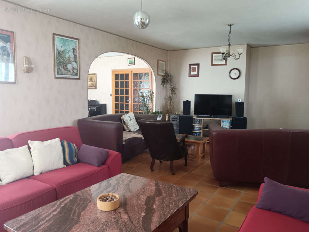 Maison à CLEGUEREC