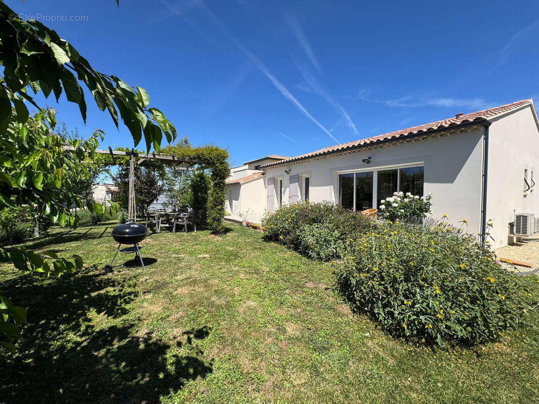 Maison à BLAUVAC