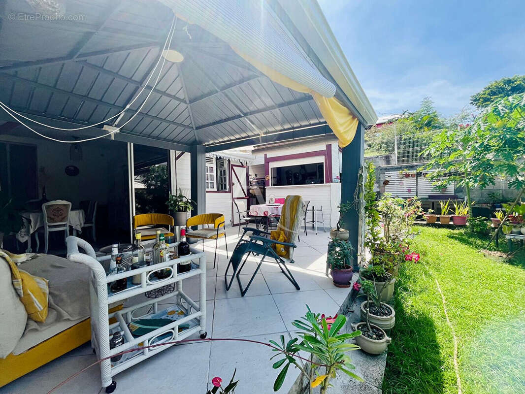 Maison à SAINTE-LUCE