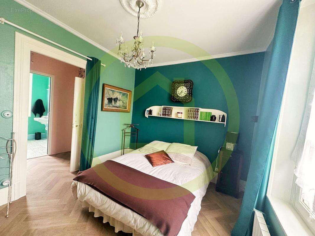 Maison à CHATEAU-THIERRY