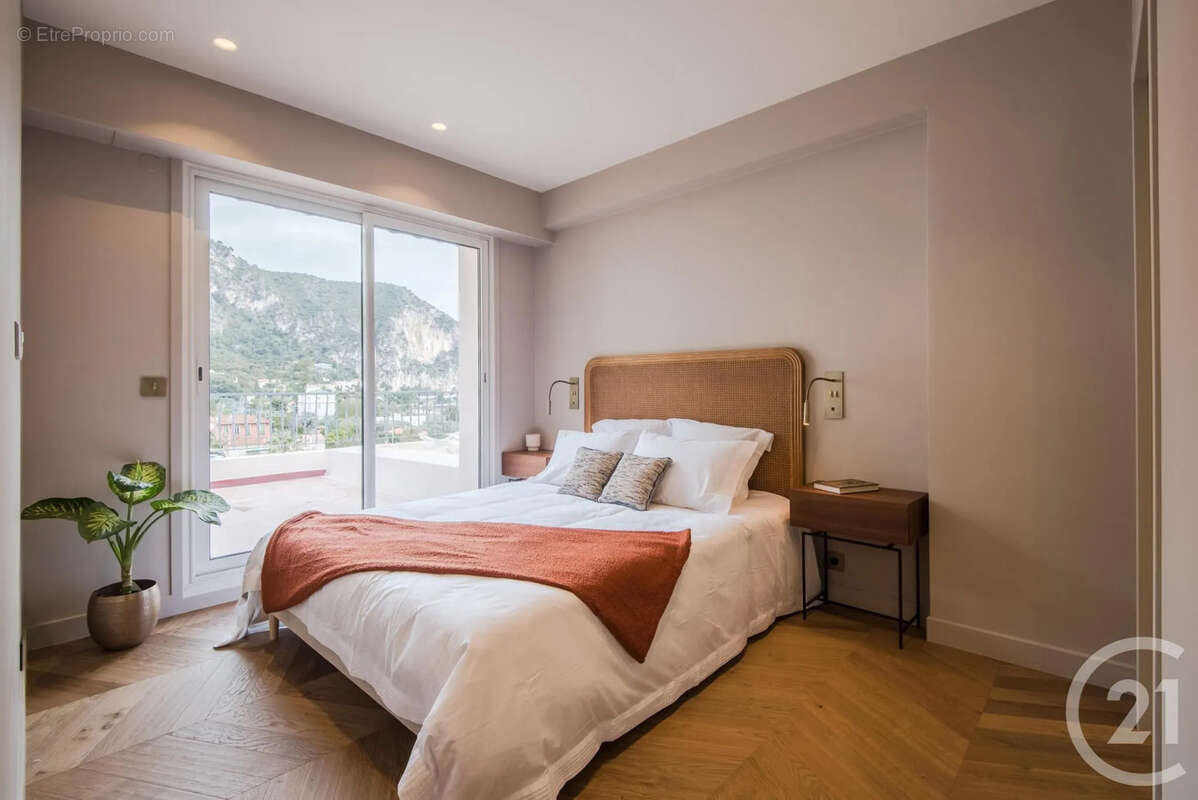 Appartement à BEAULIEU-SUR-MER