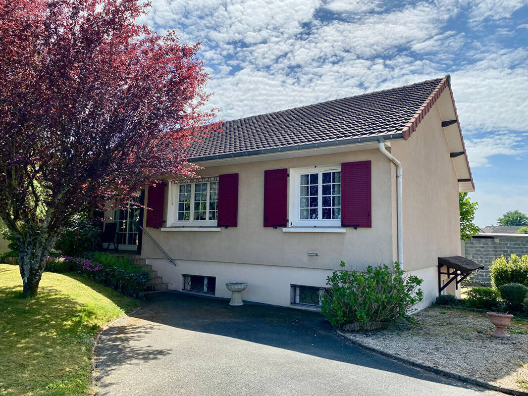 Maison à SAINT-BERAIN-SOUS-SANVIGNES