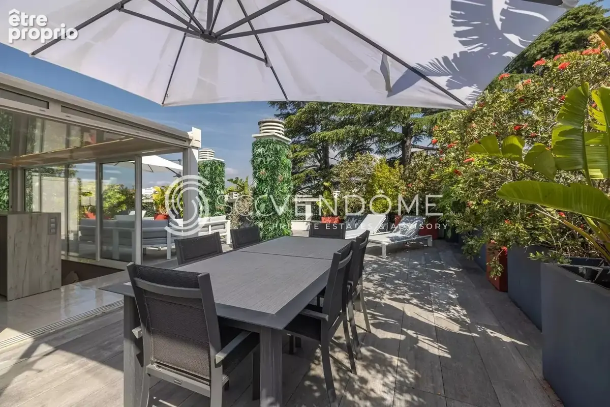 Cannes montfleury duplex 152m² renove 3 chambres toit terrasse 130m² - photo 17
