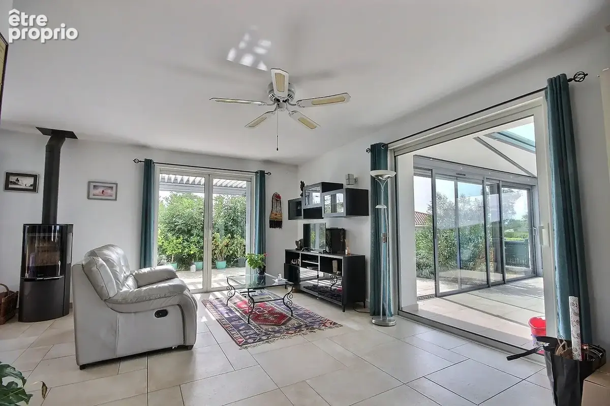 Villa avec piscine sans travaux a chamboeuf - photo 4