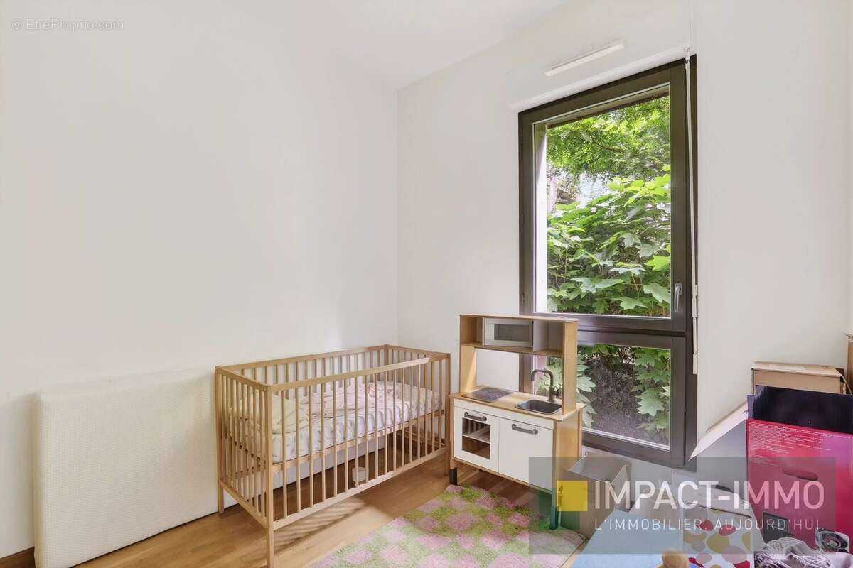 Appartement à NANTERRE