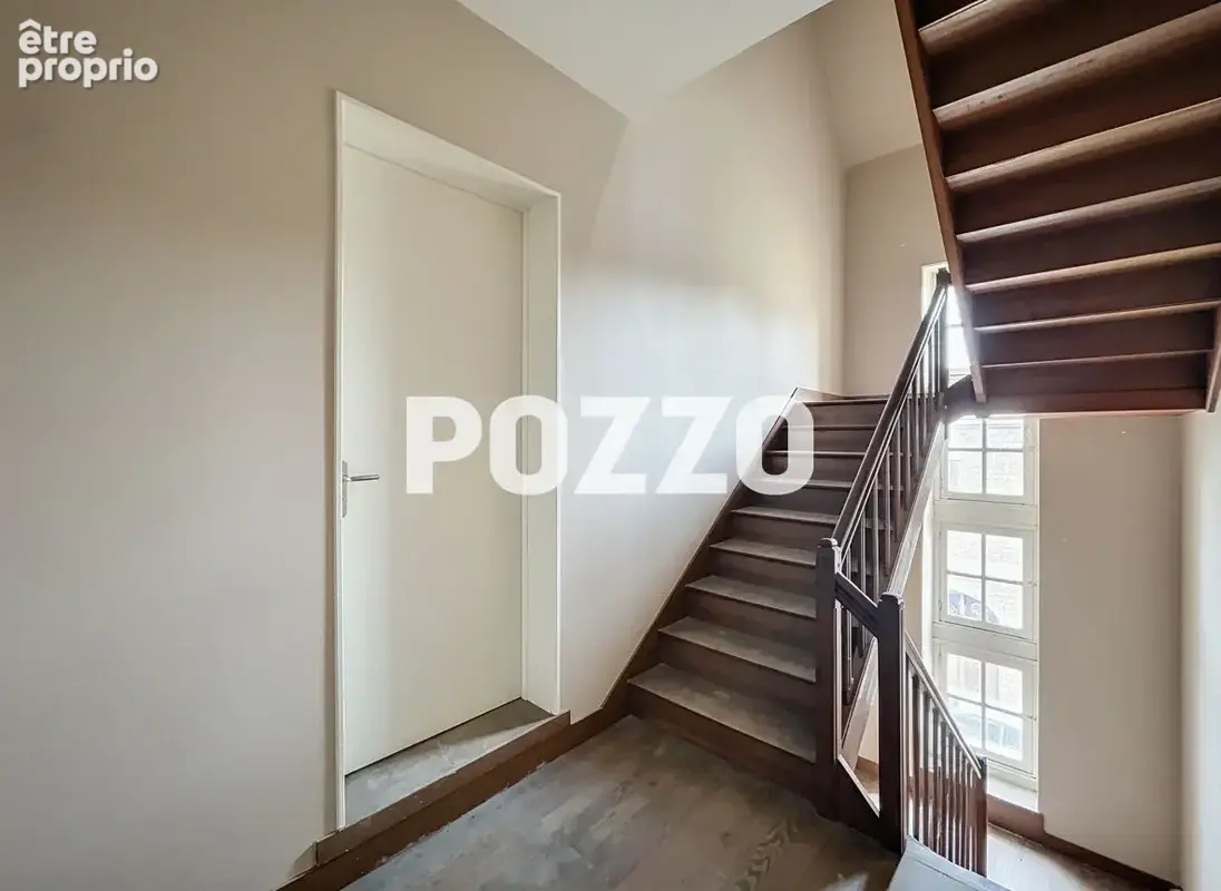 A Vendre - Saint Hilaire Du Harcouet - Appartement Libre 5 pièce(s) 122 m² - Centre-ville - photo 9