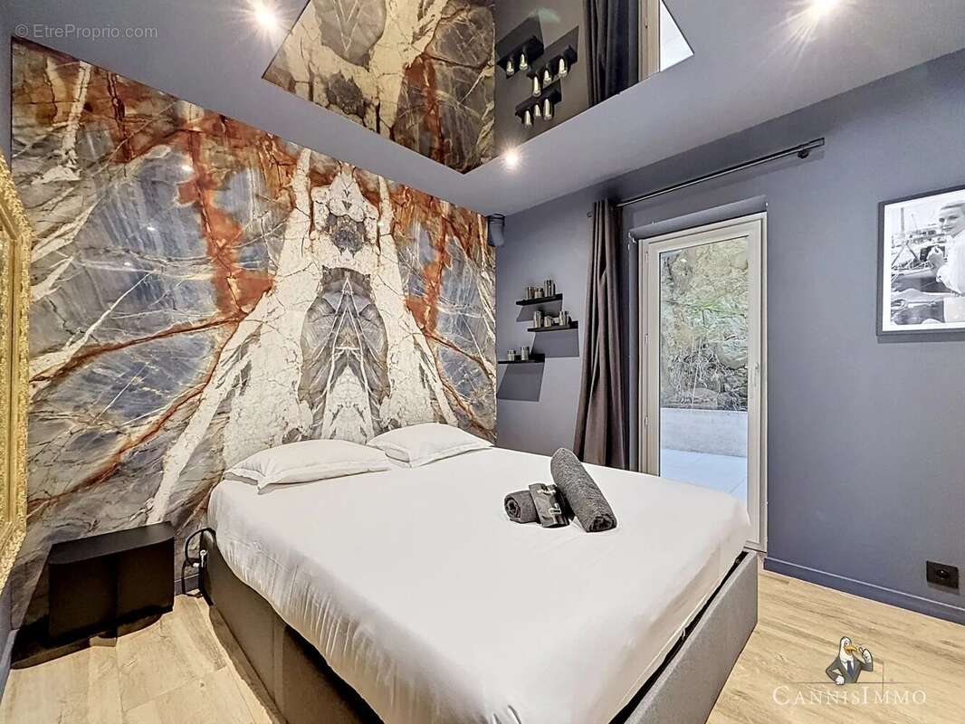 2 pièces Cannes Centre – Love Room, Local - photo 6