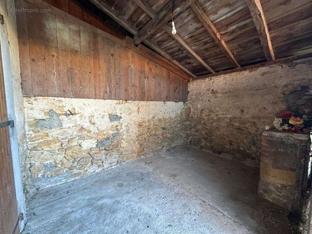 Maison à ROAILLAN