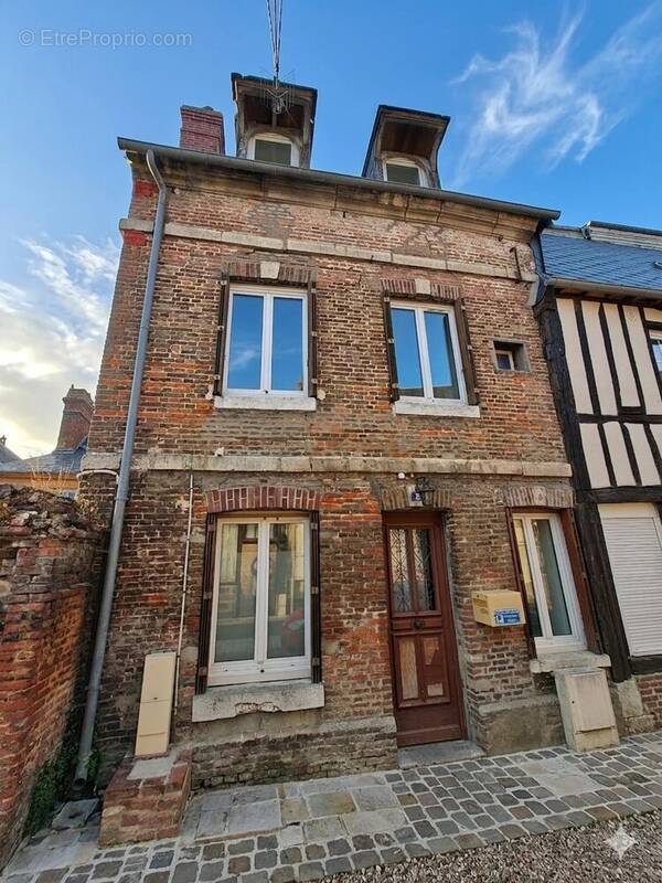 Maison à BRIONNE