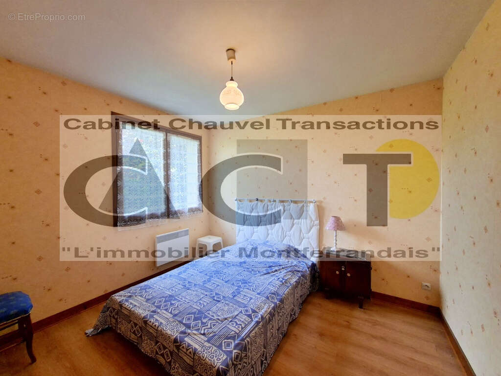 Maison à CEYRAT