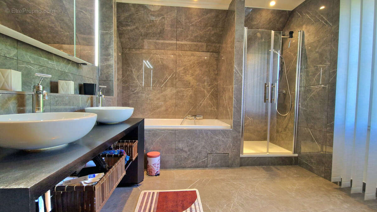 Maison à SAINT-RAPHAEL