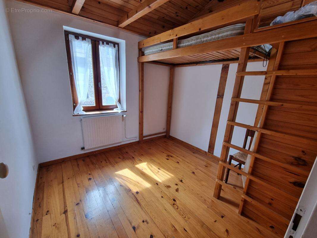Maison à MESSIMY
