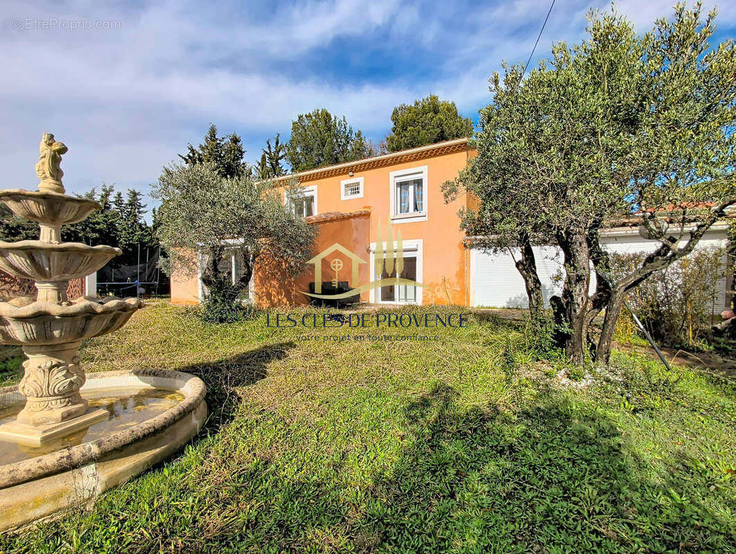 Maison à MARIGNANE