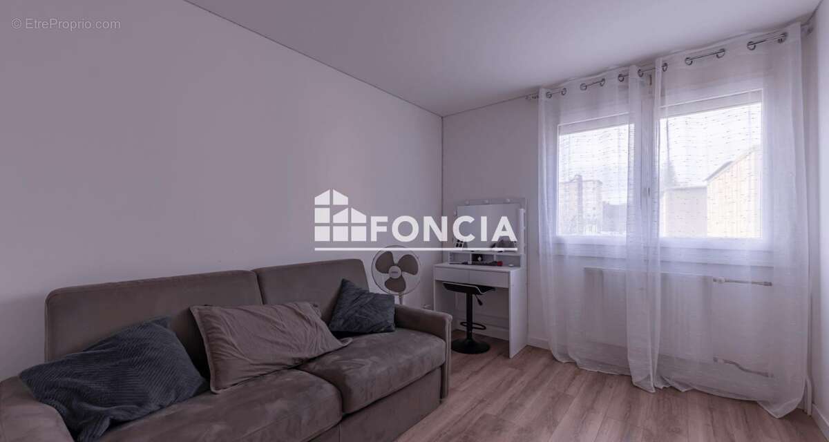 Appartement à PONT-EVEQUE