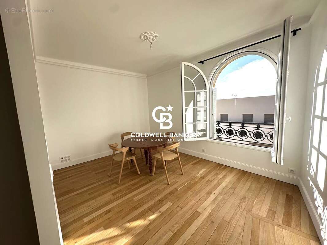 Appartement à LE VESINET