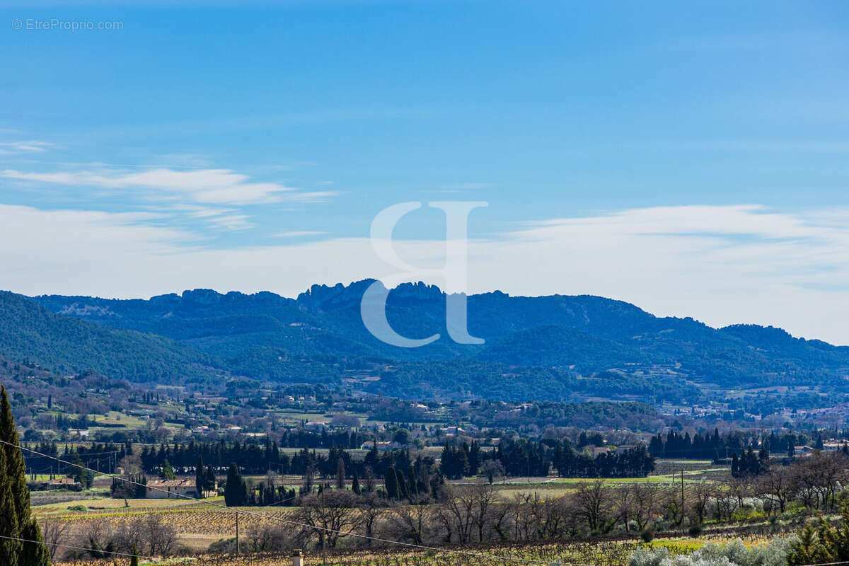 Maison à VAISON-LA-ROMAINE