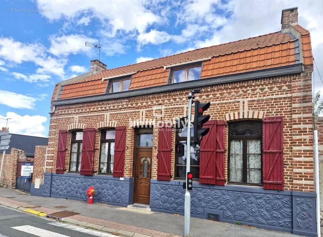 Maison à MARCHIENNES