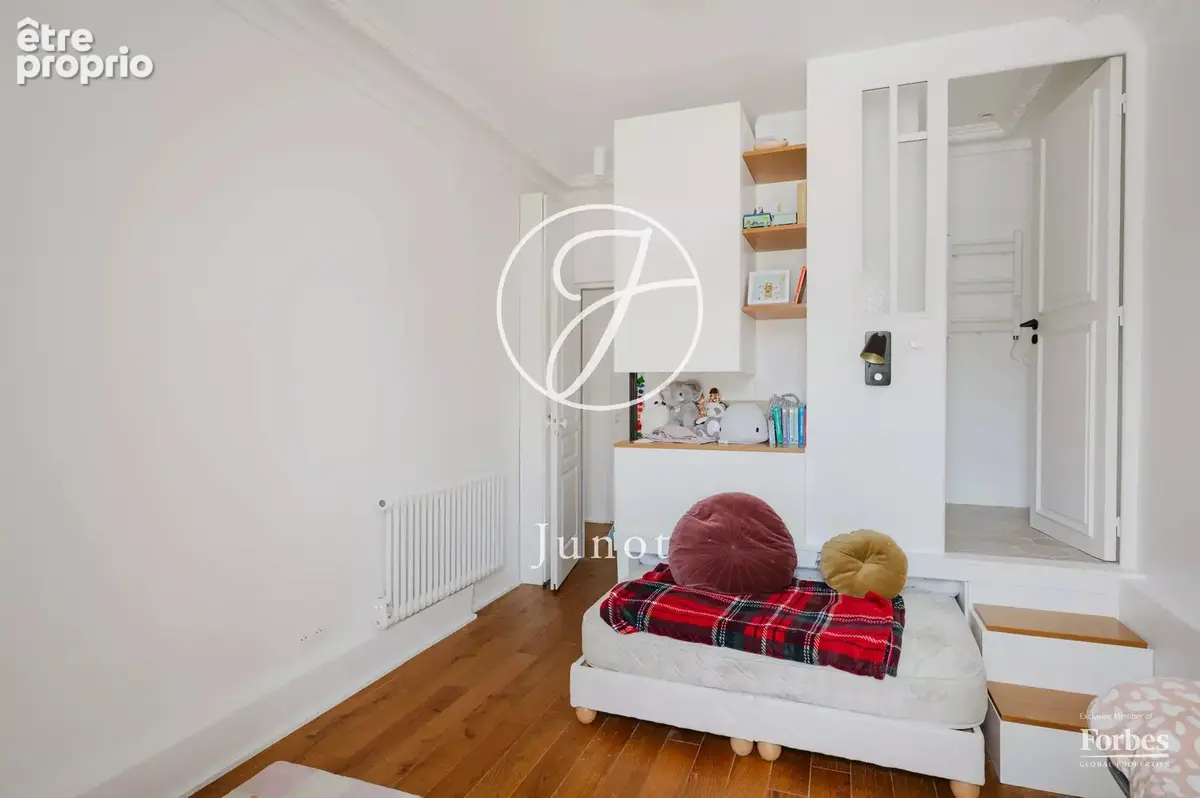 Paris 16e - JASMIN / AUTEUIL - Appartement - 5 pièces - 136,36m² Carrez - 3 chambres - photo 20