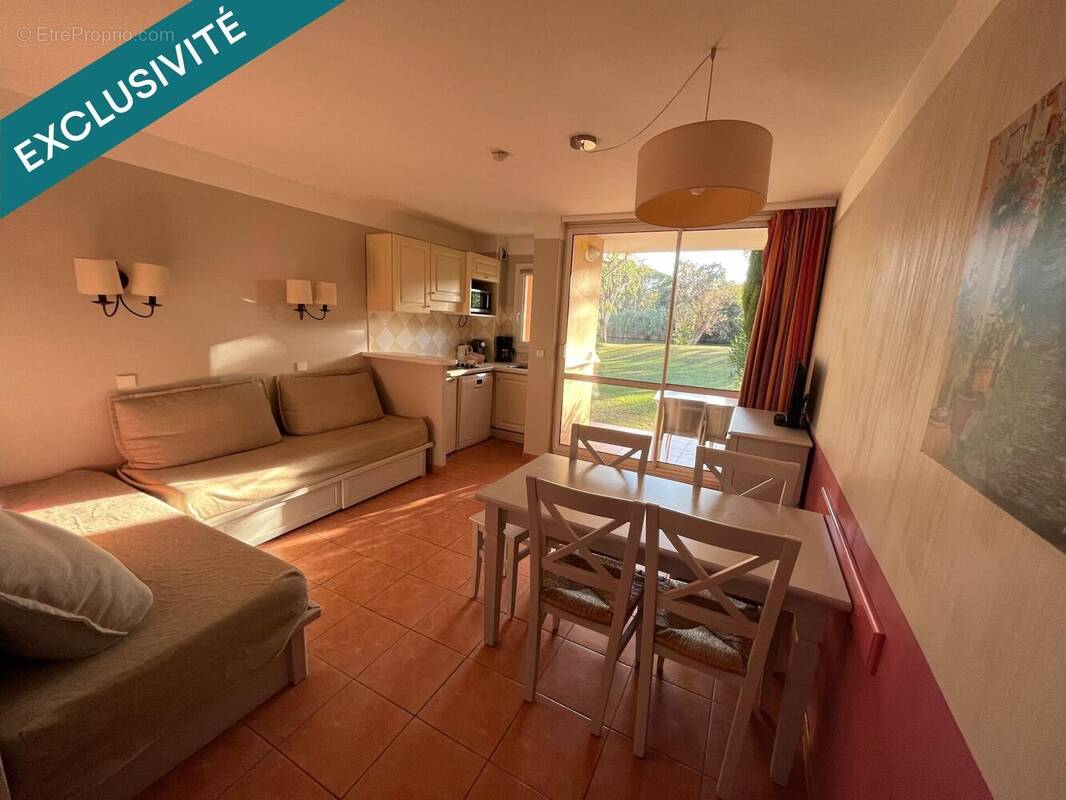 Photo 1 - Appartement à MANDELIEU-LA-NAPOULE