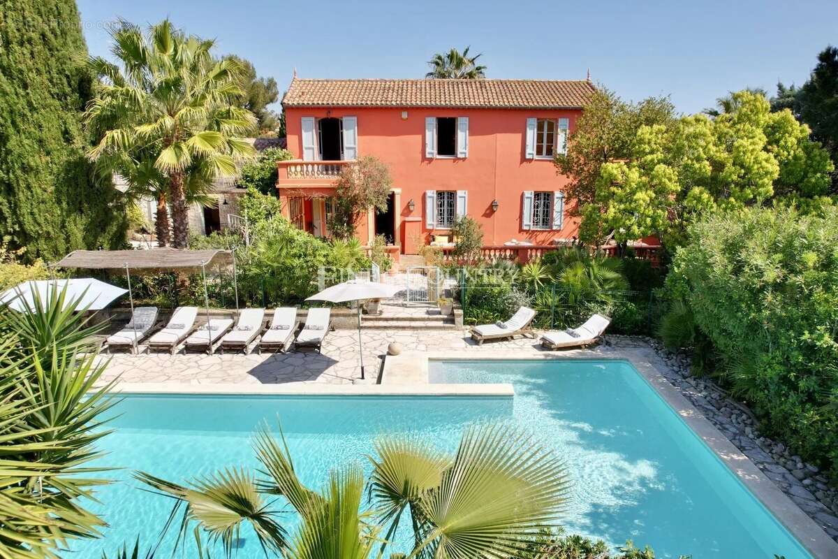 Maison à ANTIBES