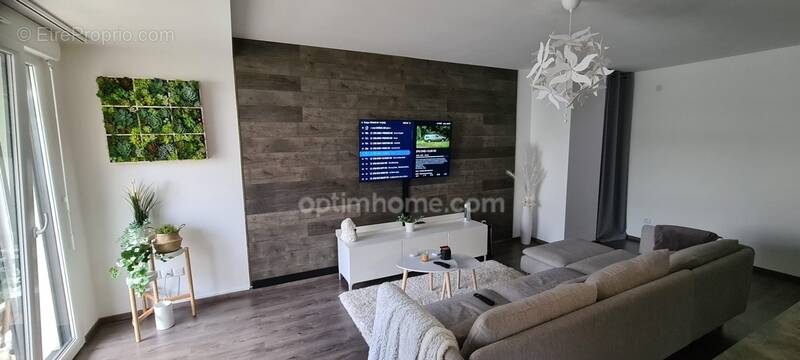 Appartement à AMNEVILLE