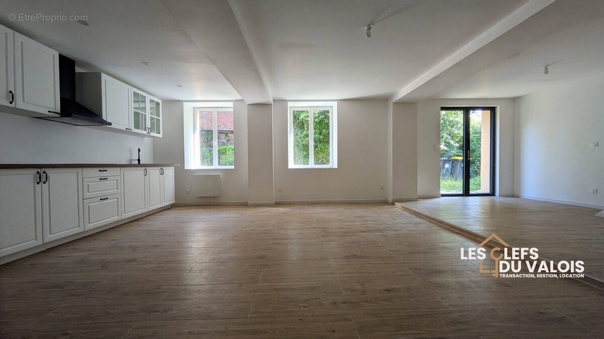 Maison à CREPY-EN-VALOIS