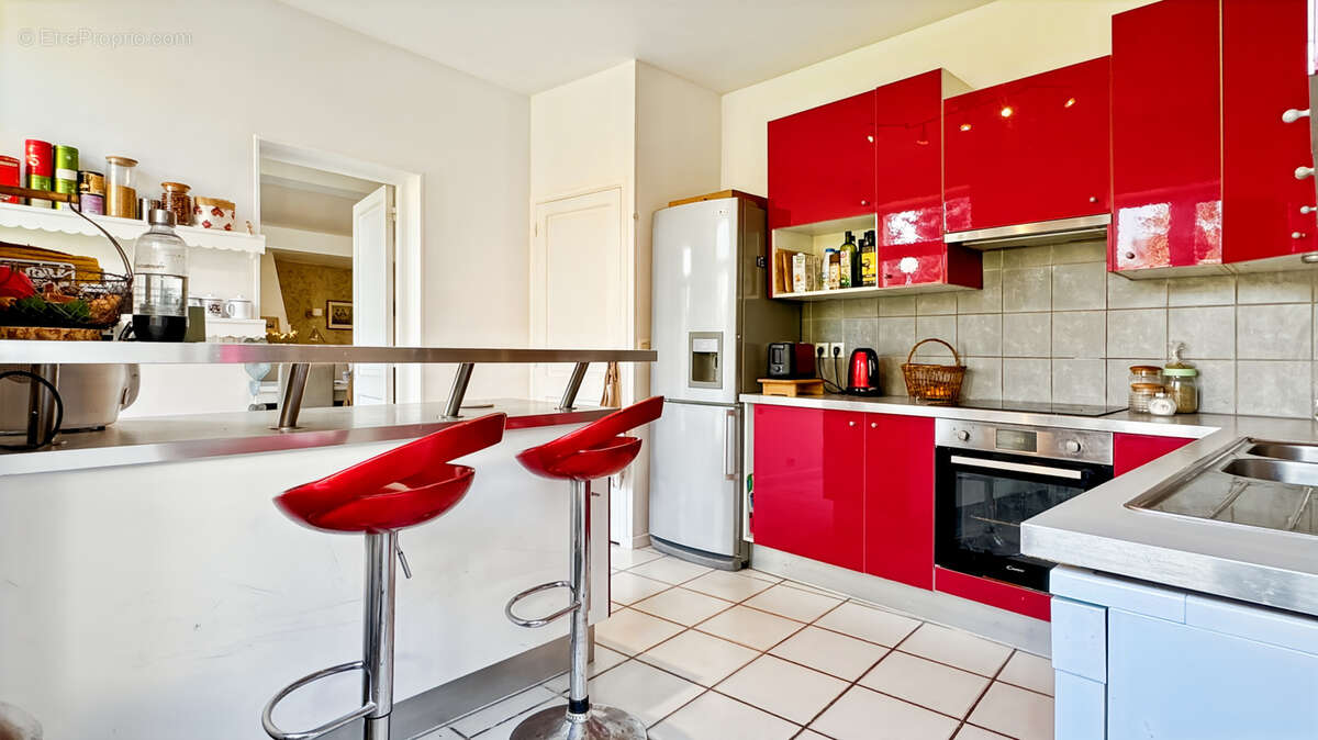 Maison à SAINT-NOM-LA-BRETECHE