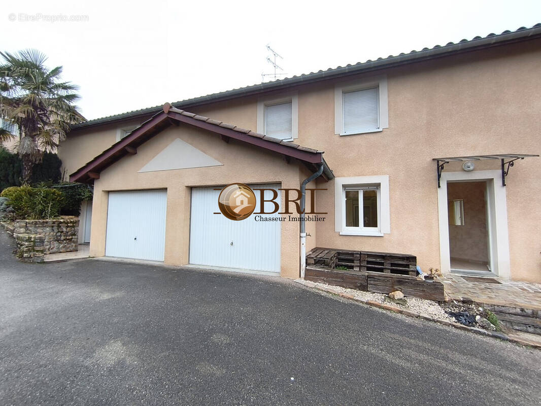 Appartement à SAINT-JEAN-DE-SOUDAIN