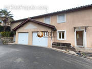 Appartement à SAINT-JEAN-DE-SOUDAIN