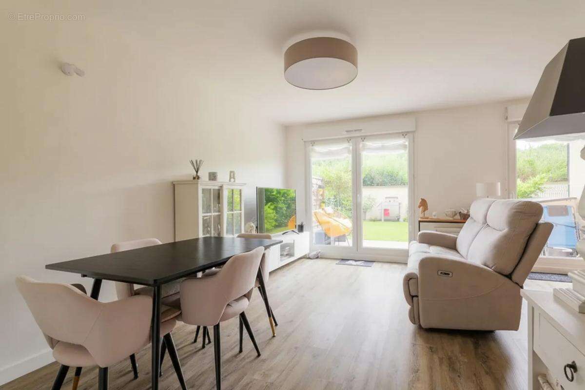 Appartement à COURTRY