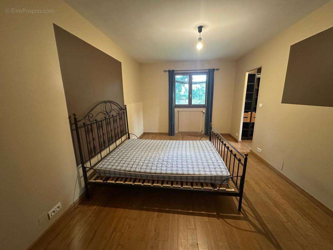 Maison à LES PONTS-DE-CE