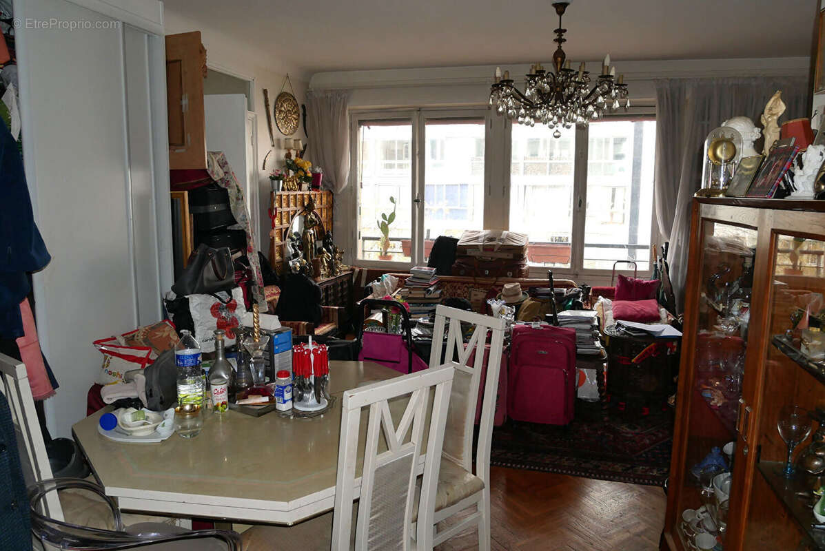 16è 3p en étage élevé avec 2 chambres + Cave - photo 13