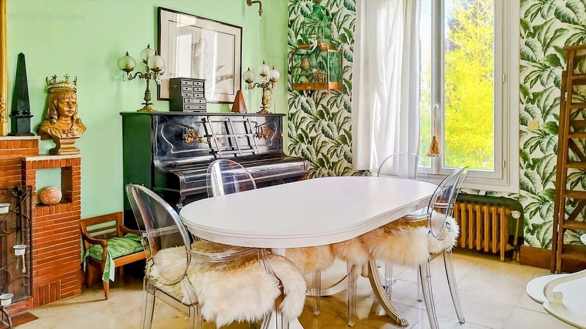 Maison à ENGHIEN-LES-BAINS