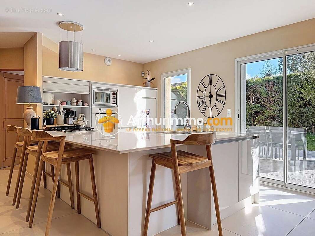 Maison à BOURGOIN-JALLIEU