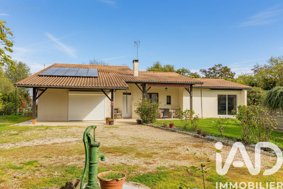 Photo 1 - Maison à ABZAC